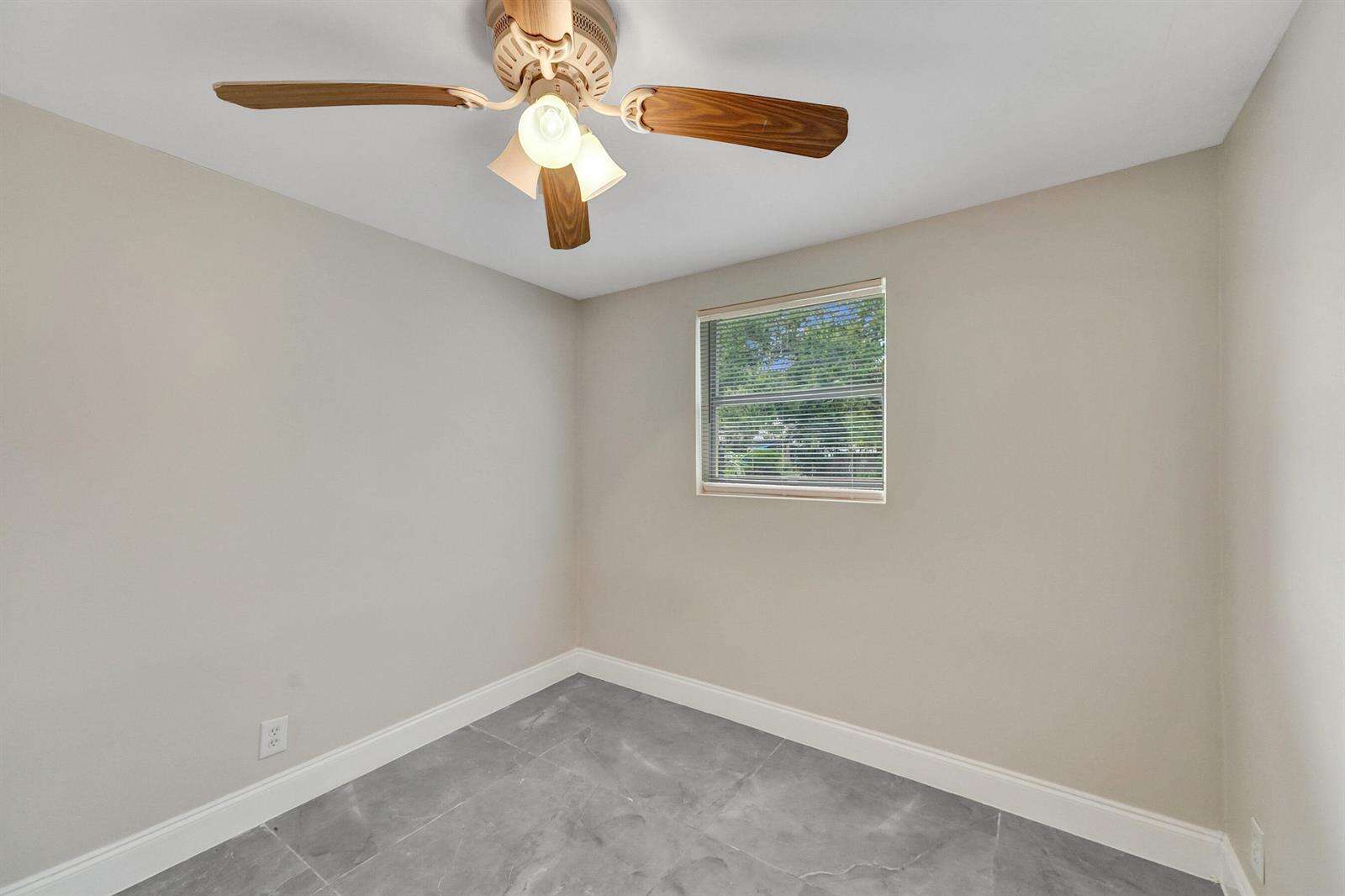 5073 28th, Dania Beach, FL 33312 - For Sale photo 38