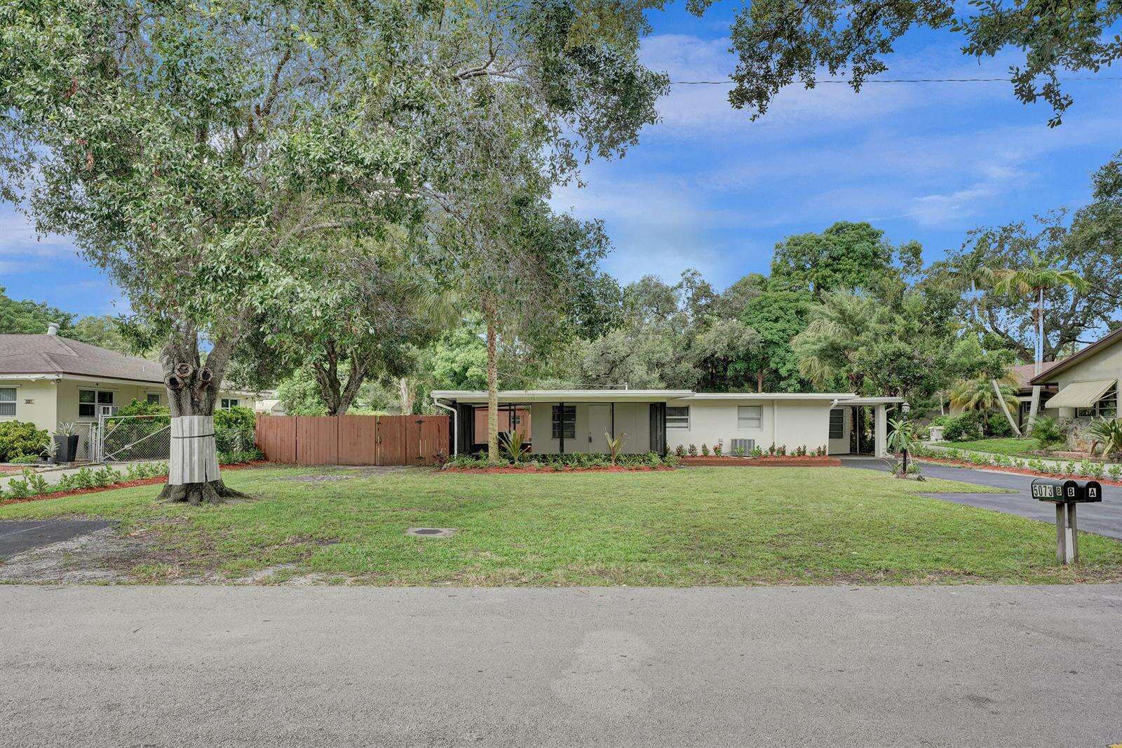5073 28th, Dania Beach, FL 33312 - For Sale photo 5