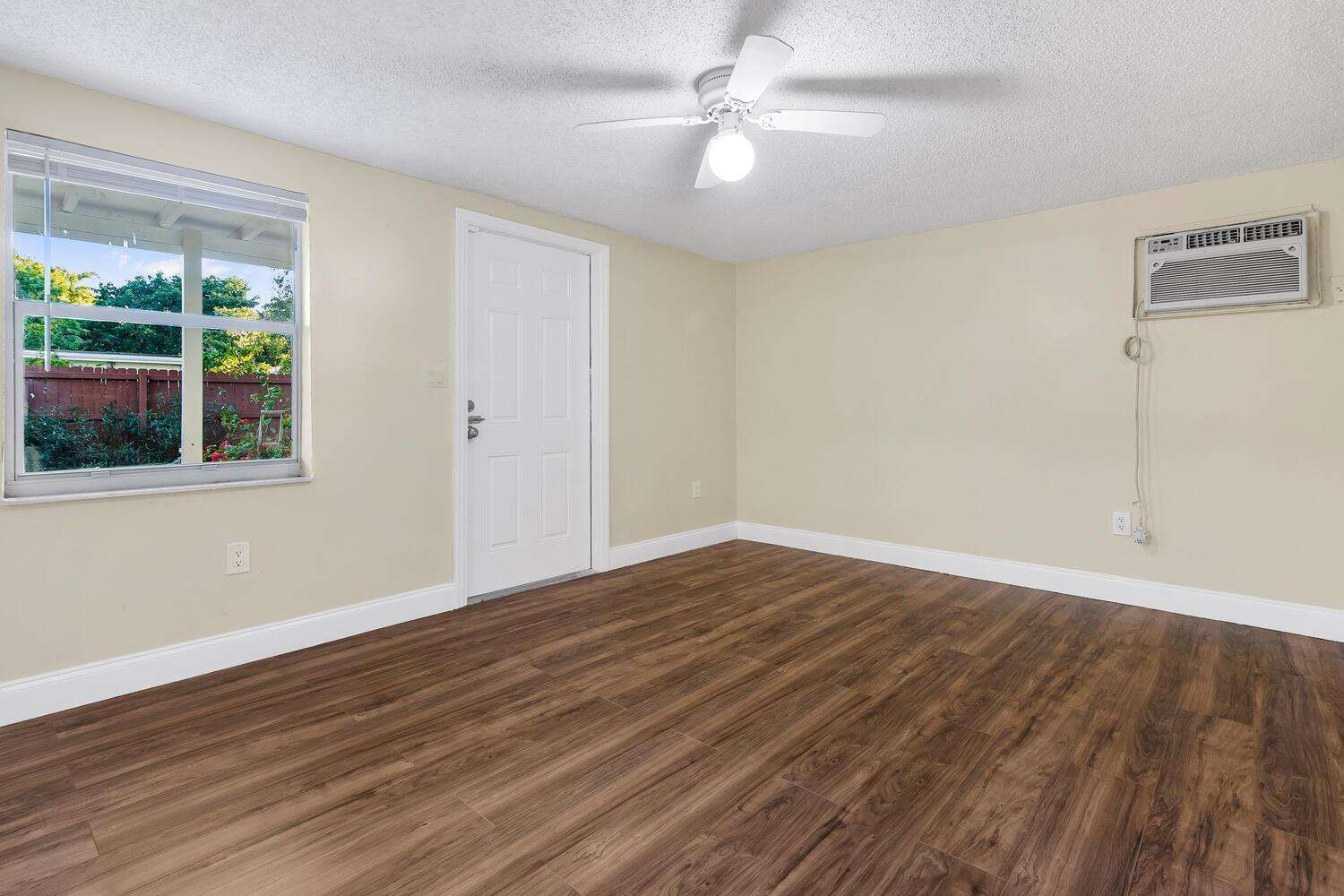 5073 28th, Dania Beach, FL 33312 - For Sale photo 67