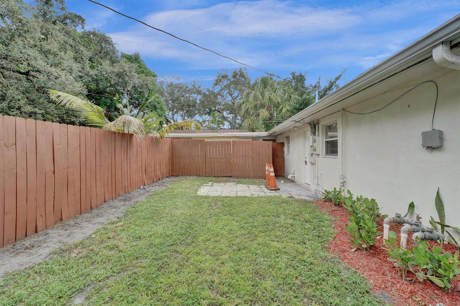 5073 28th, Dania Beach, FL 33312 - For Sale photo 10