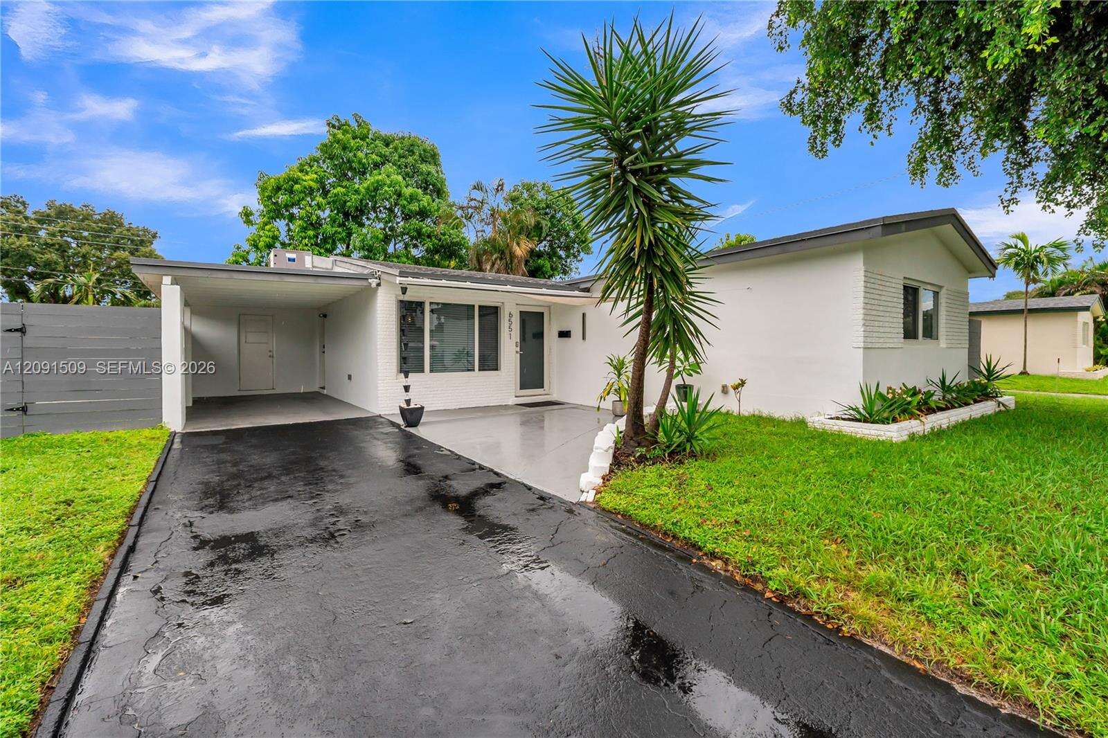 6551 Scott St, Hollywood, FL 33024 - For Sale photo 4