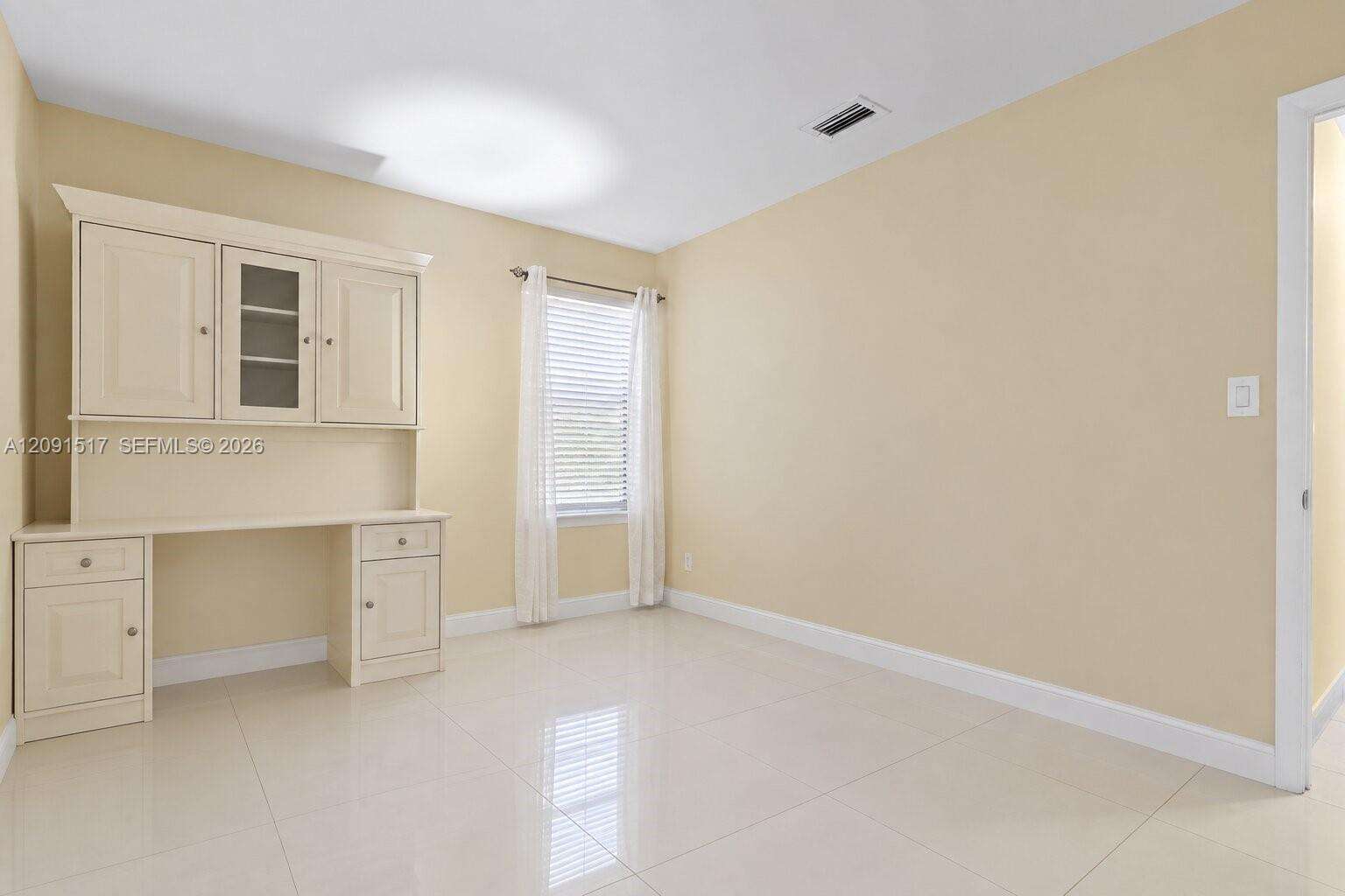 15221 158th St, Miami, FL 33187 - For Sale photo 13