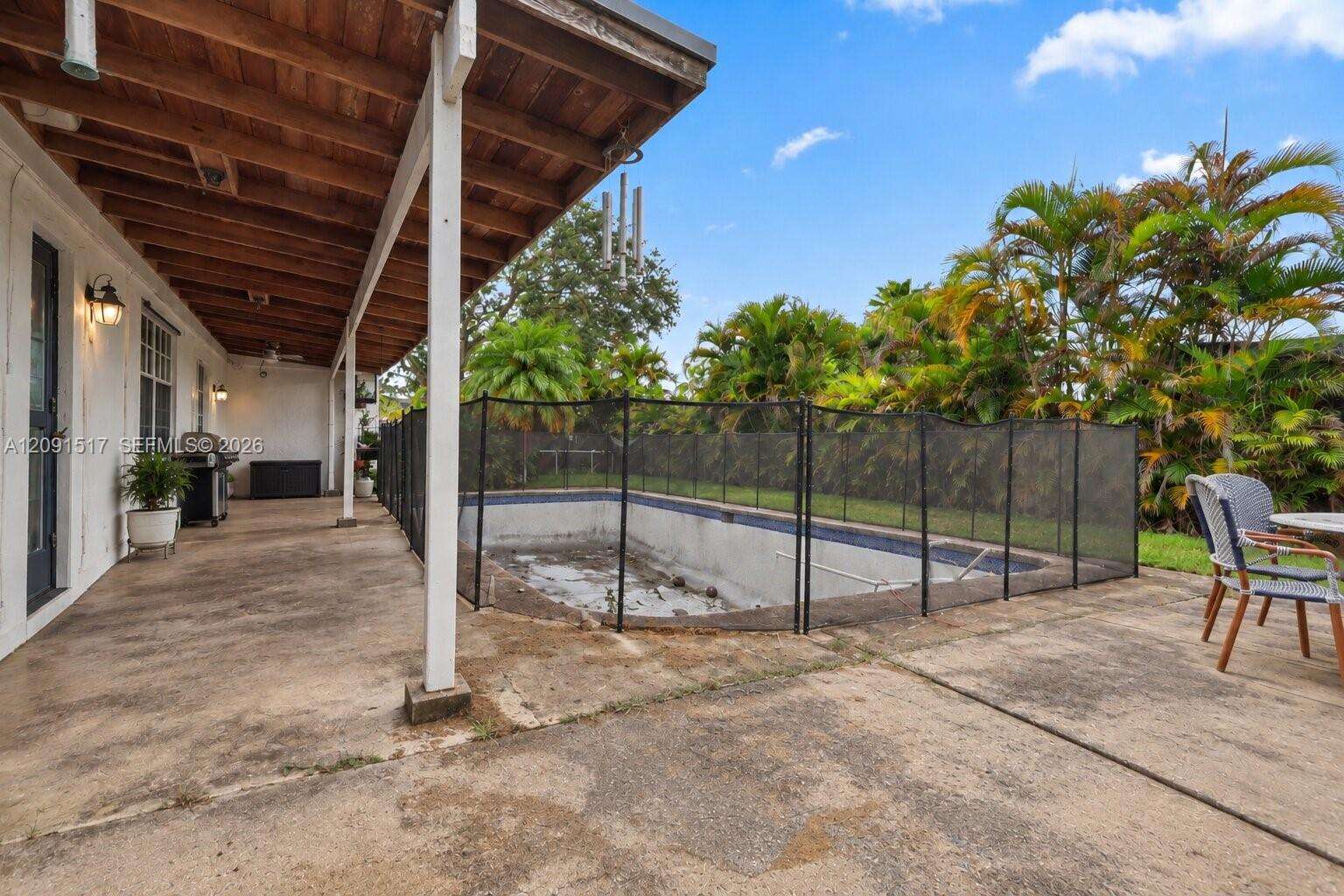15221 158th St, Miami, FL 33187 - For Sale photo 18