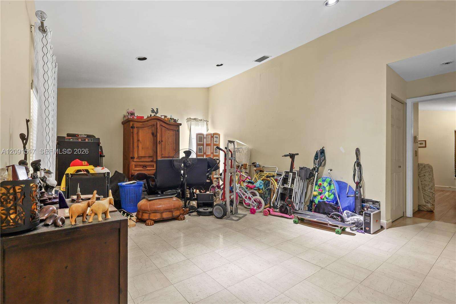15221 158th St, Miami, FL 33187 - For Sale photo 41