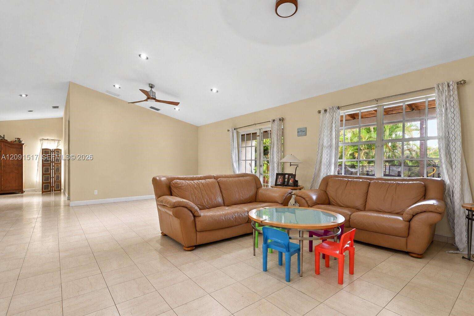 15221 158th St, Miami, FL 33187 - For Sale photo 6
