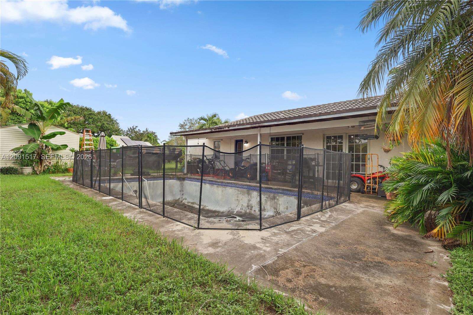 15221 158th St, Miami, FL 33187 - For Sale photo 54