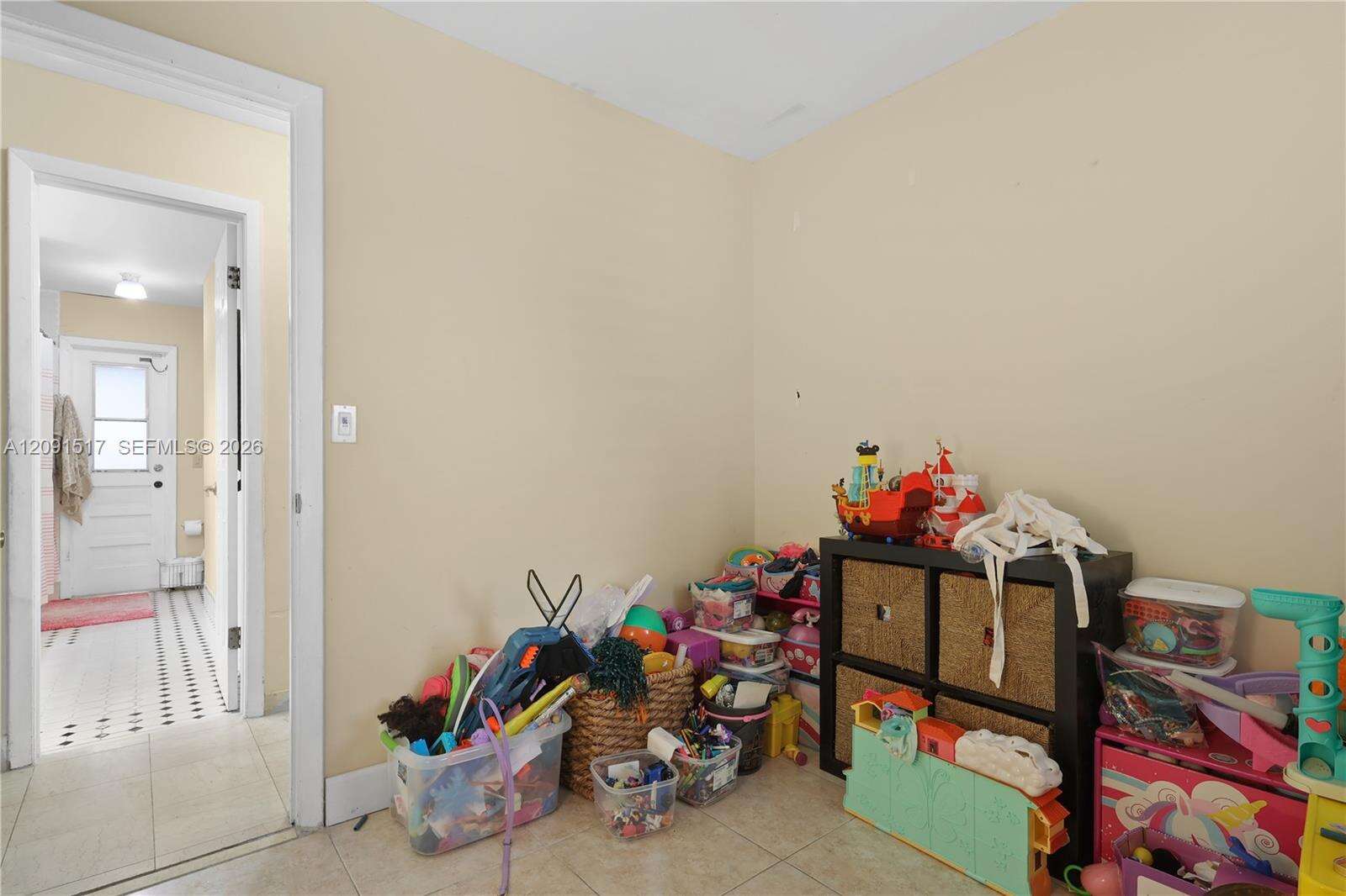 15221 158th St, Miami, FL 33187 - For Sale photo 57