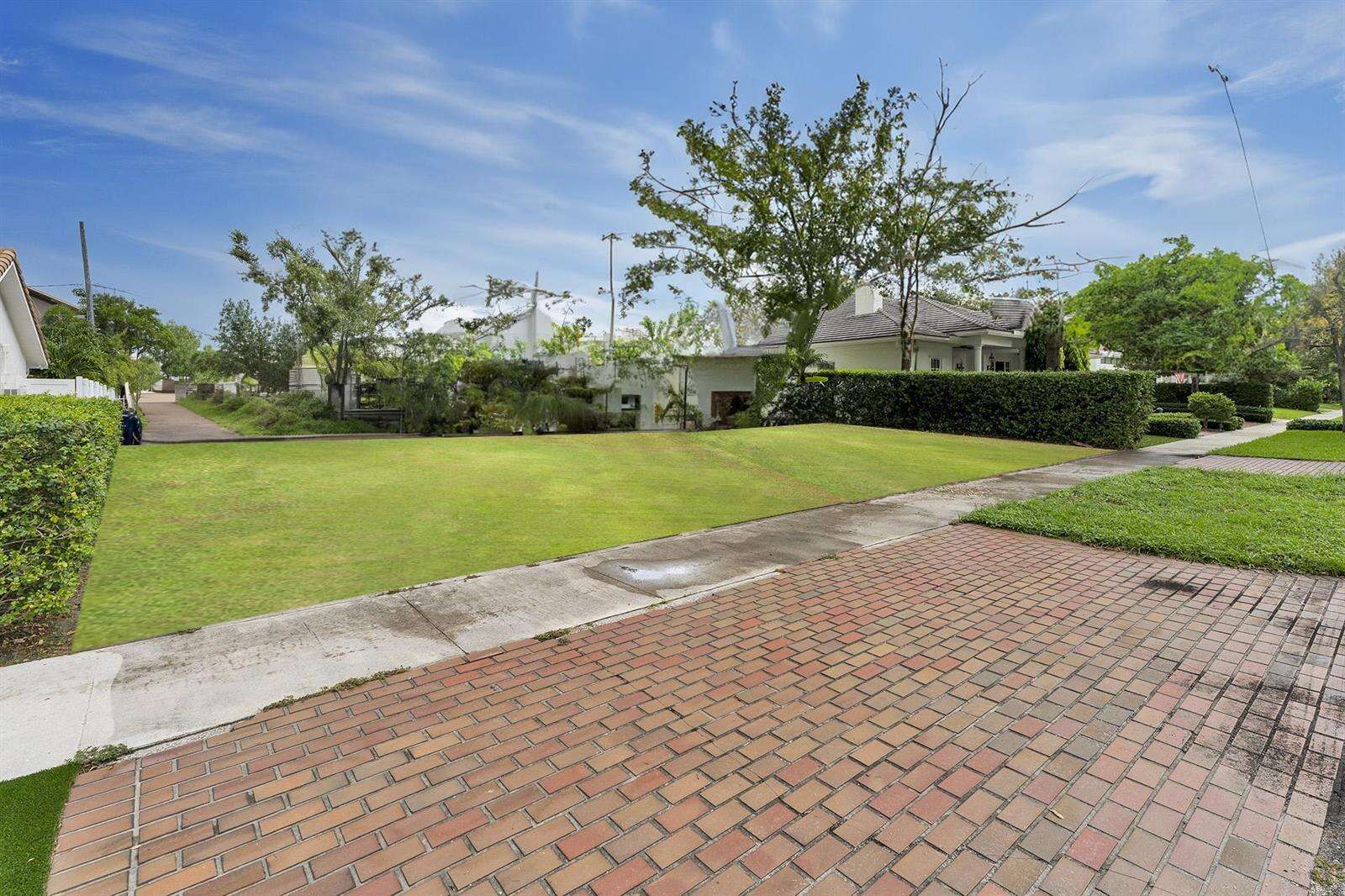 805 10th, Fort Lauderdale, FL 33316 - For Sale photo 2