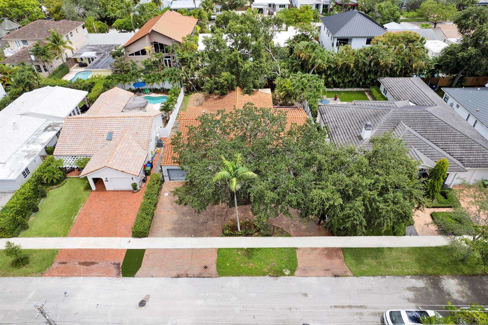 805 10th, Fort Lauderdale, FL 33316 - For Sale photo 14