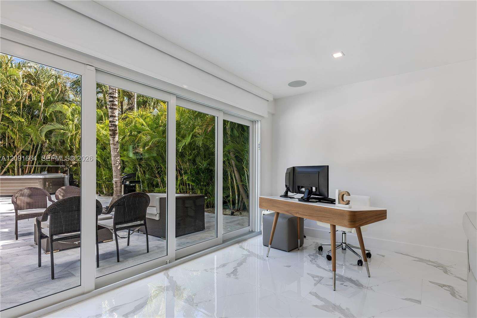 20501 22nd Pl, Miami, FL 33180 - For Sale photo 11