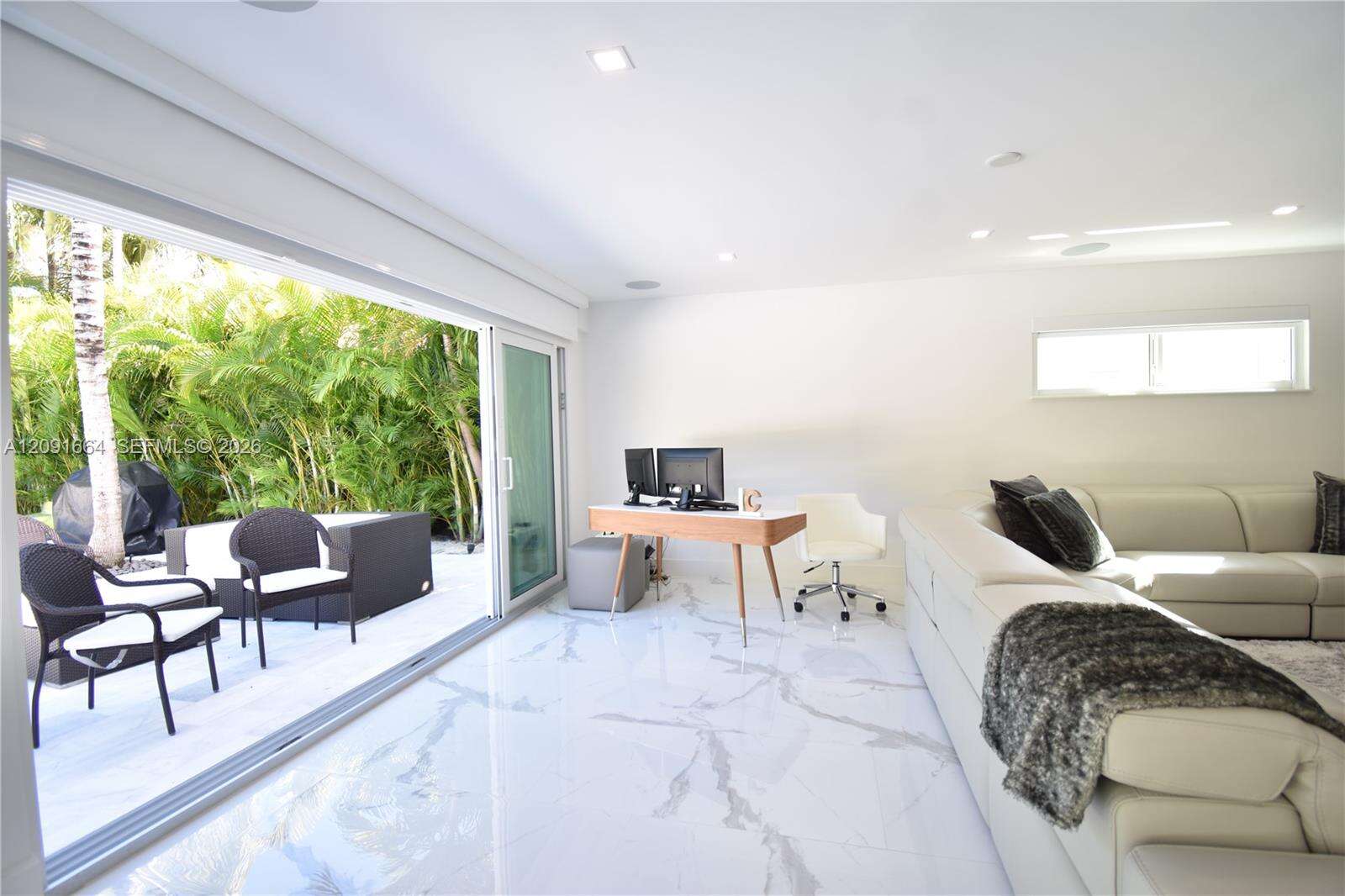 20501 22nd Pl, Miami, FL 33180 - For Sale photo 32