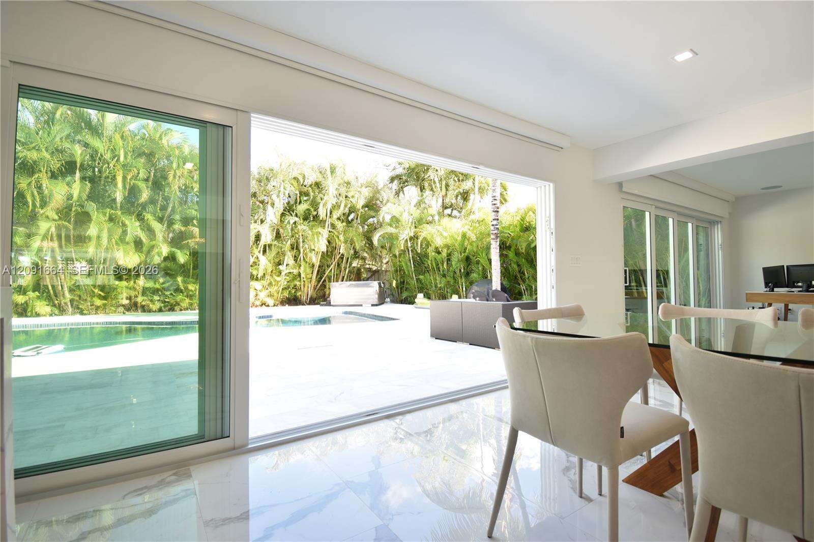20501 22nd Pl, Miami, FL 33180 - For Sale photo 33