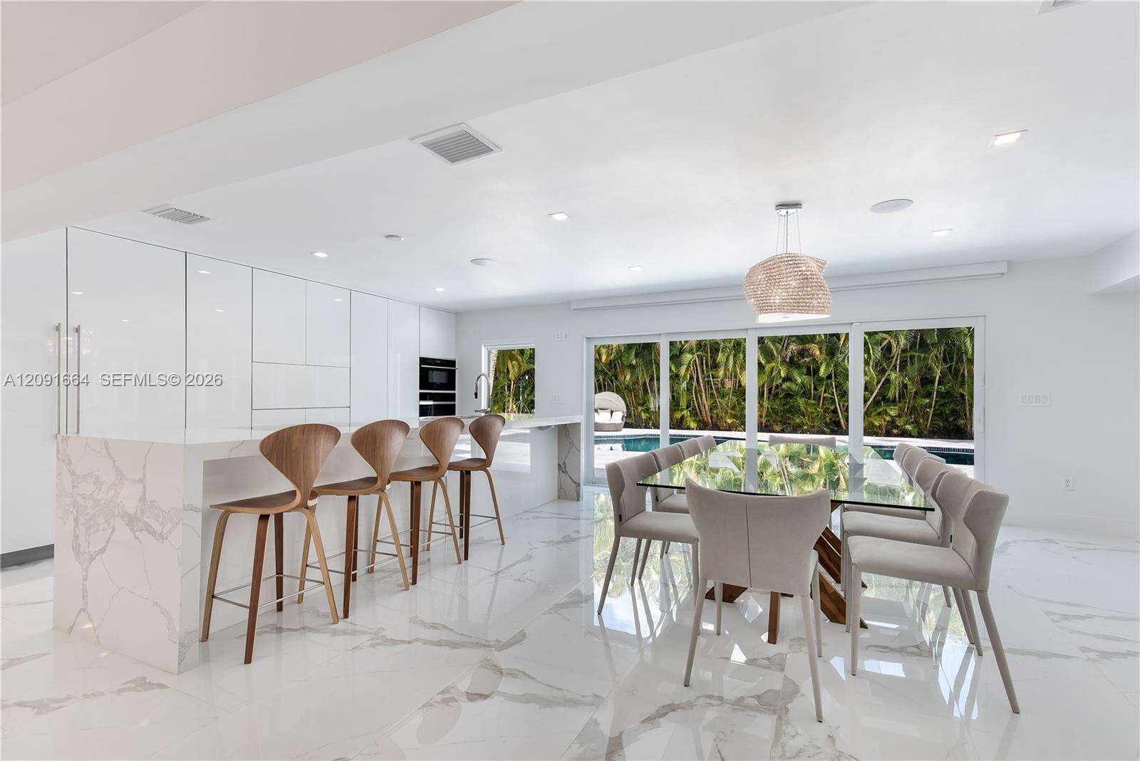 20501 22nd Pl, Miami, FL 33180 - For Sale photo 8