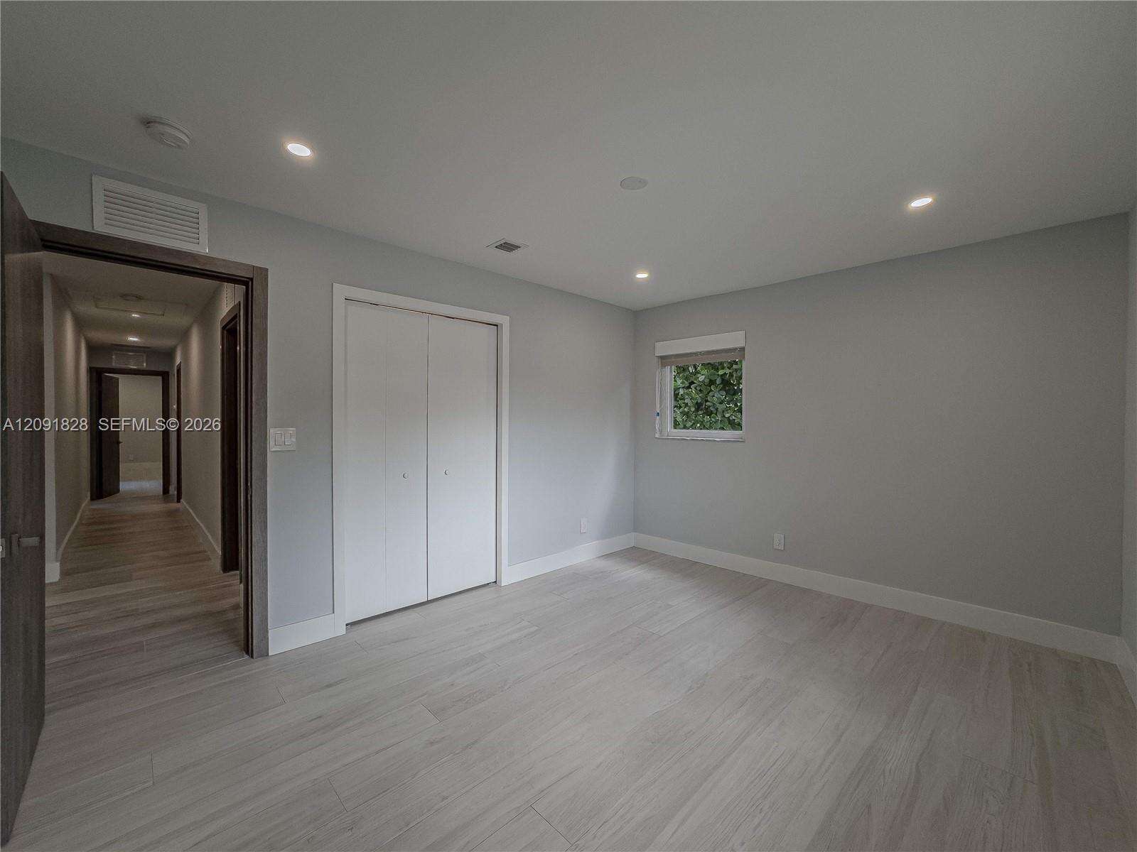20405 22nd Pl, Miami, FL 33180 - For Sale photo 13