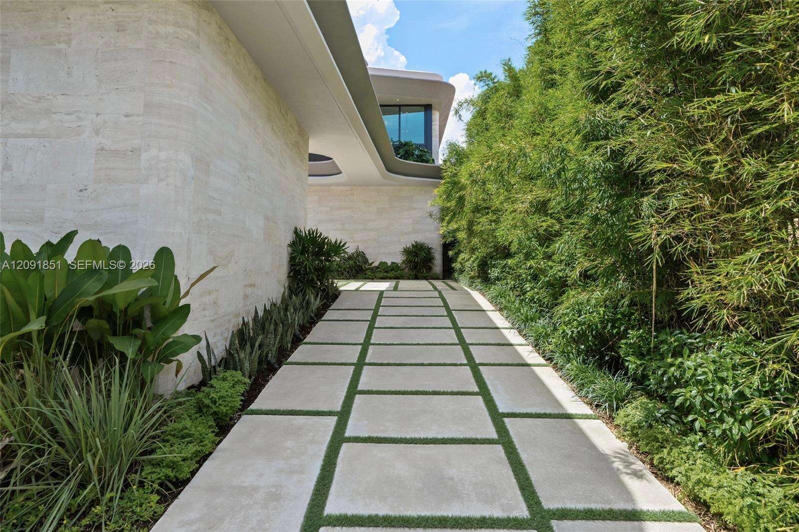 80 Hibiscus Dr, Miami Beach, FL 33139 - For Sale photo 2