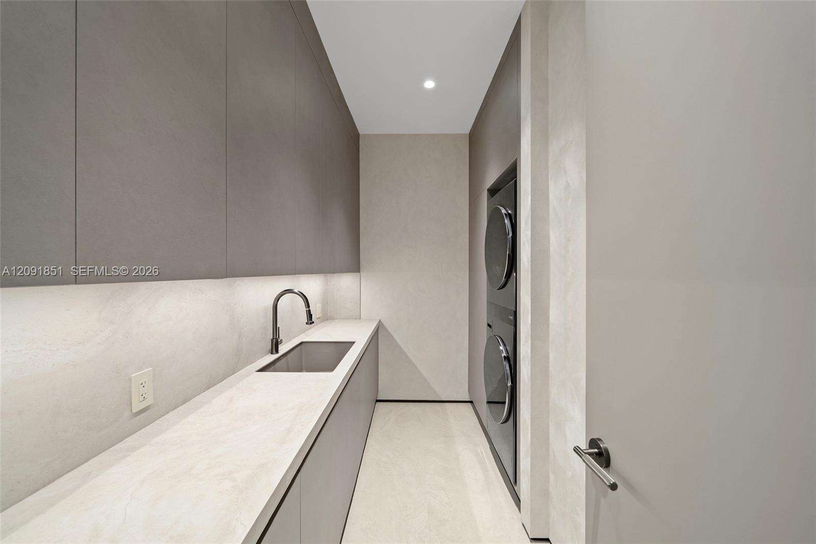 80 Hibiscus Dr, Miami Beach, FL 33139 - For Sale photo 59