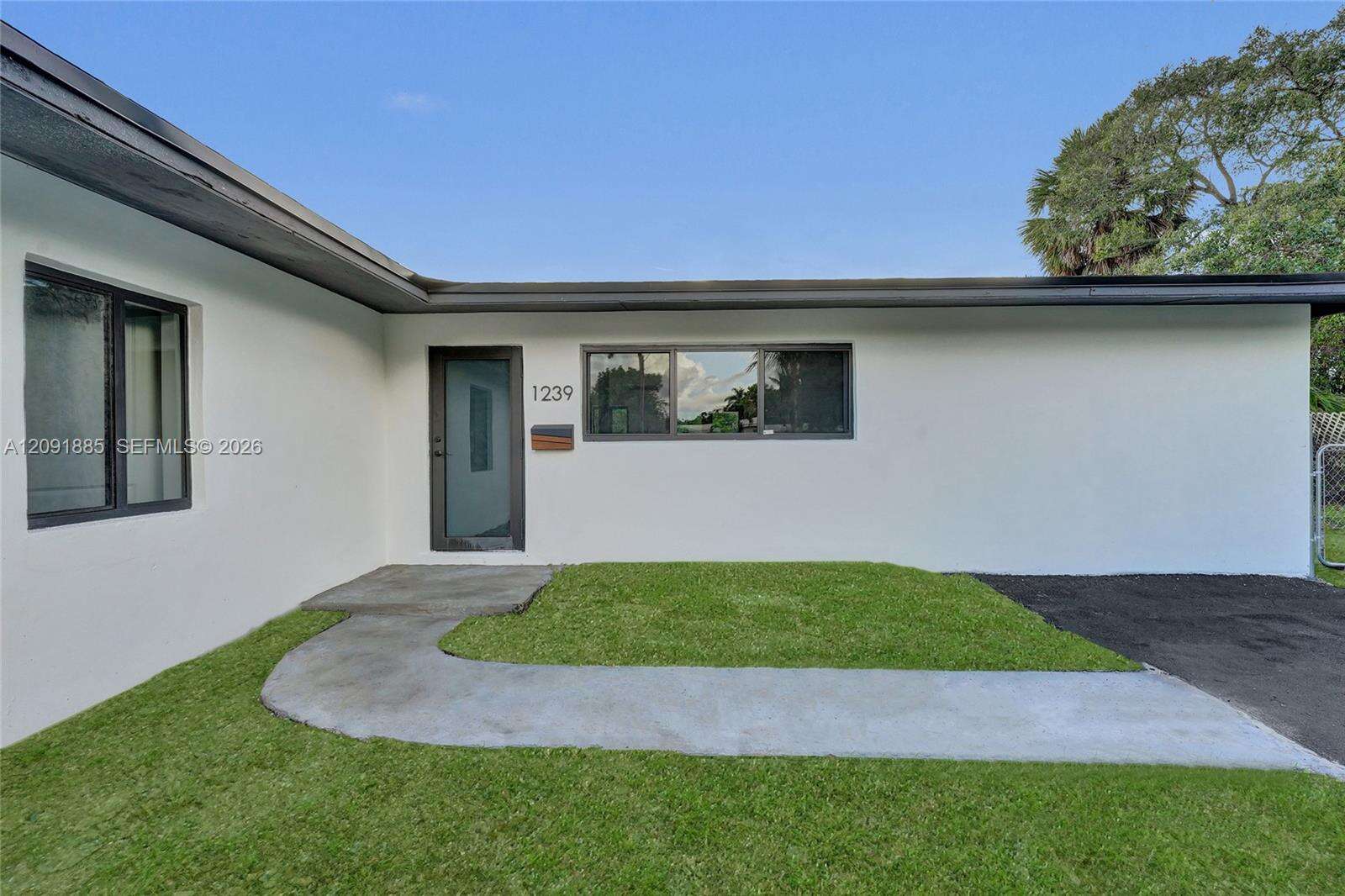 1239 29th Ter, Fort Lauderdale, FL 33312 - For Sale photo 54