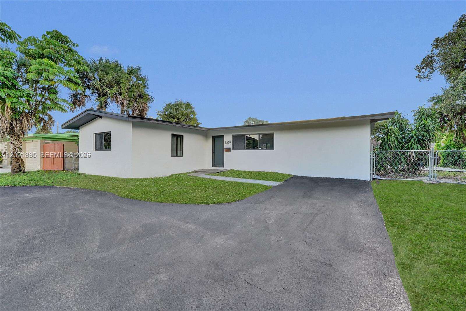 1239 29th Ter, Fort Lauderdale, FL 33312 - For Sale photo 57