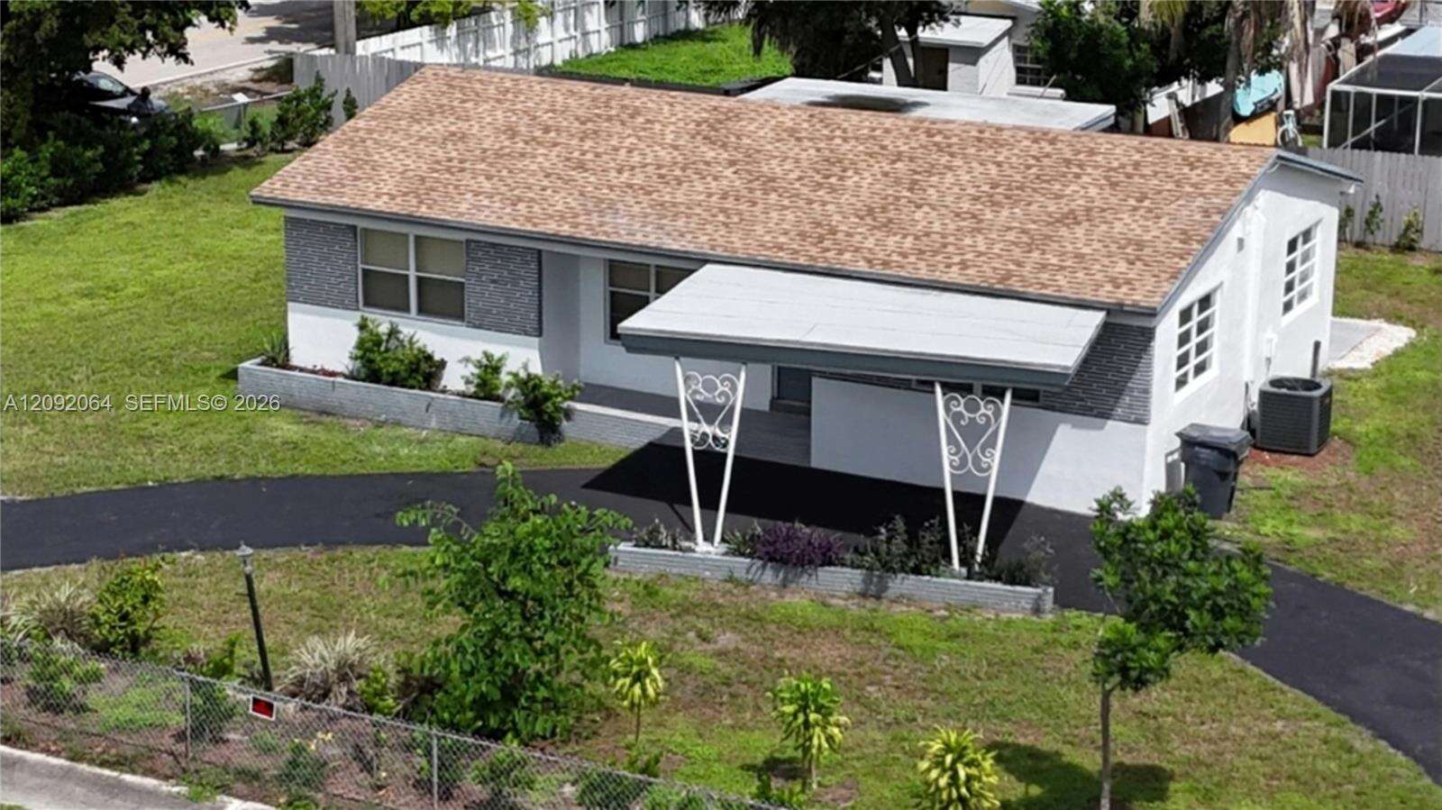 831 72nd Way, Hollywood, FL 33024 - For Sale photo 1