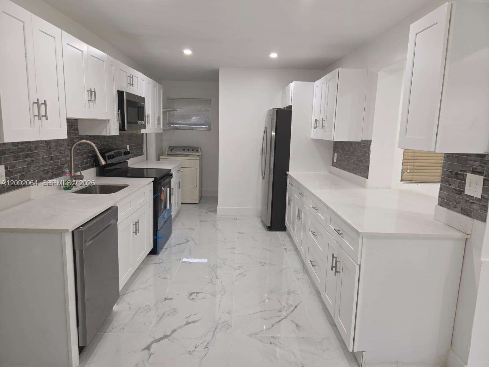 831 72nd Way, Hollywood, FL 33024 - For Sale photo 22