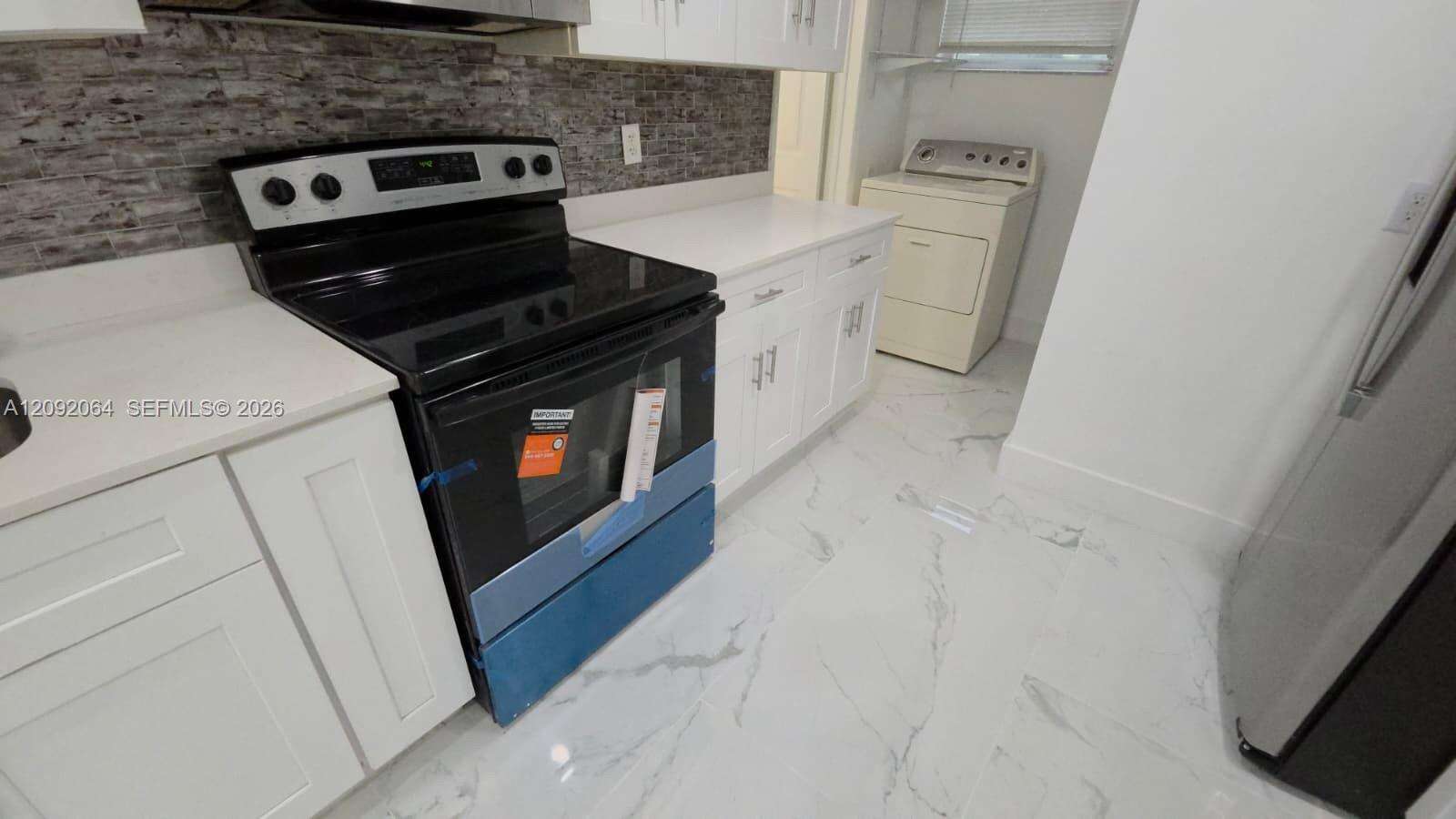 831 72nd Way, Hollywood, FL 33024 - For Sale photo 8