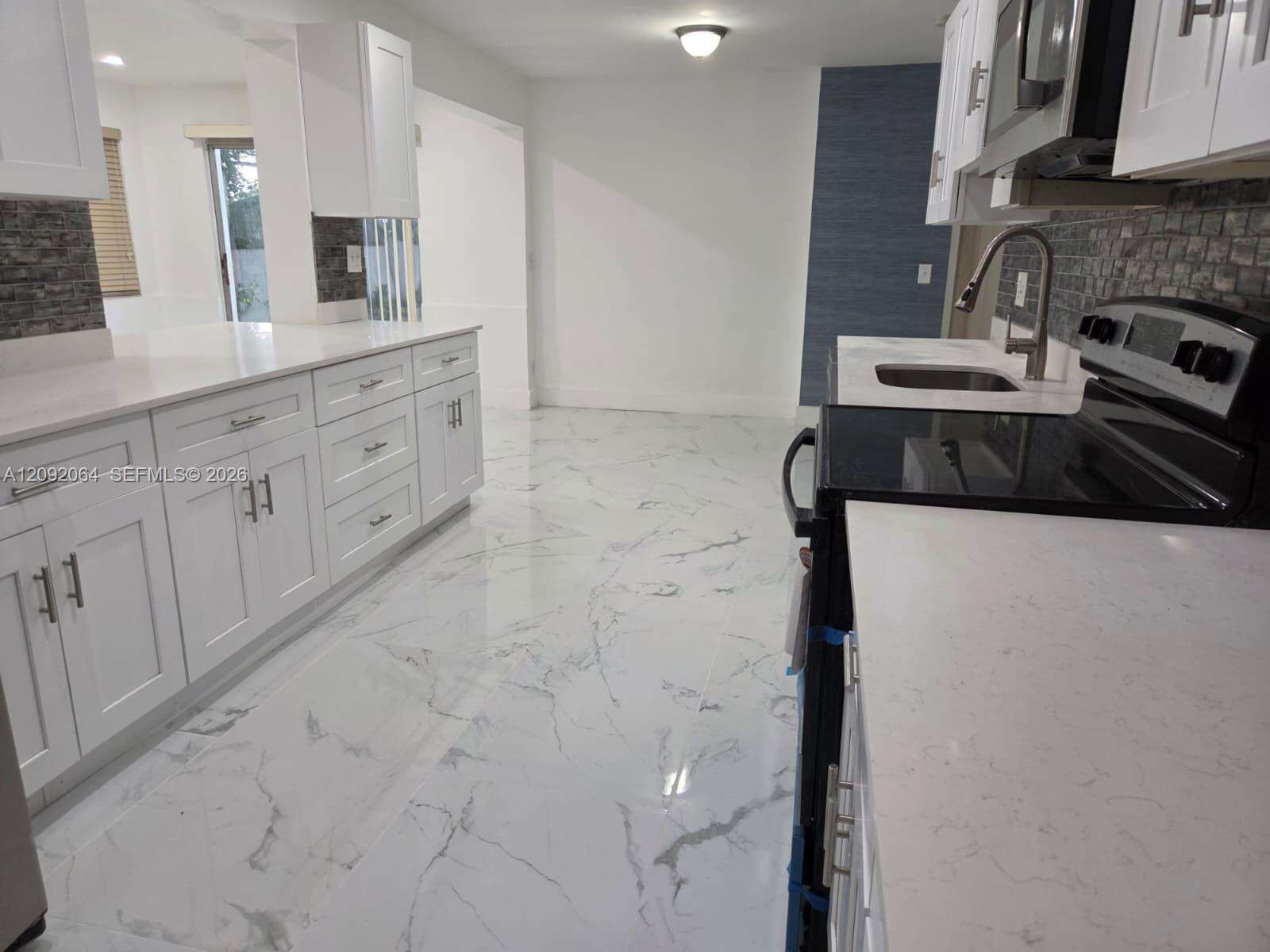 831 72nd Way, Hollywood, FL 33024 - For Sale photo 9
