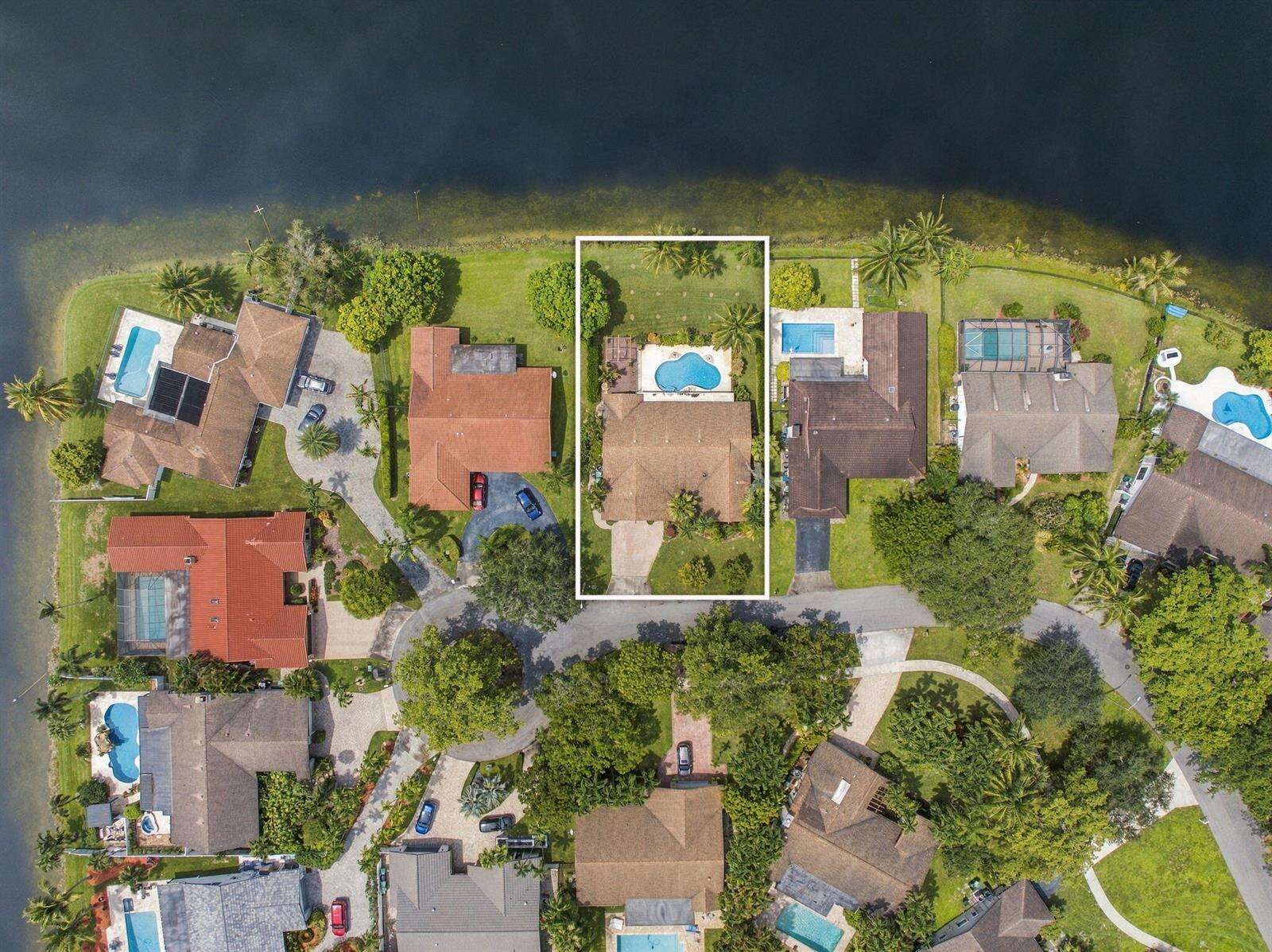 11713 Spinnaker, Cooper City, FL 33026 - For Sale photo 2