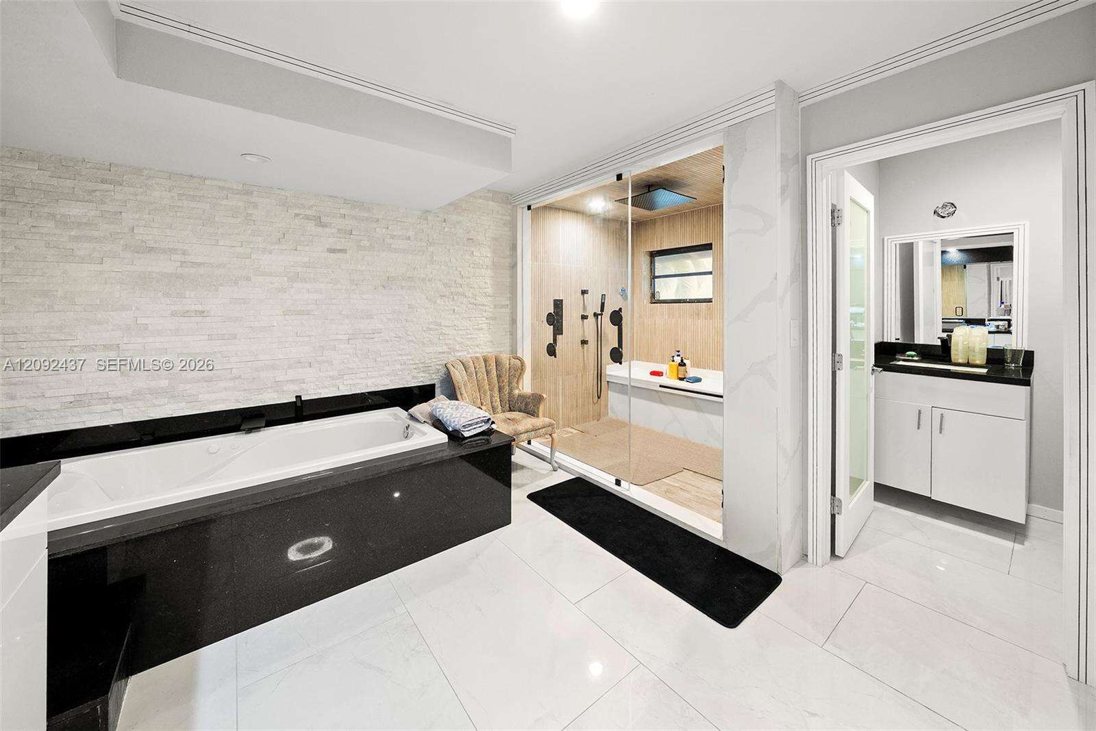 507 Palm Dr, Hallandale Beach, FL 33009 - For Sale photo 31