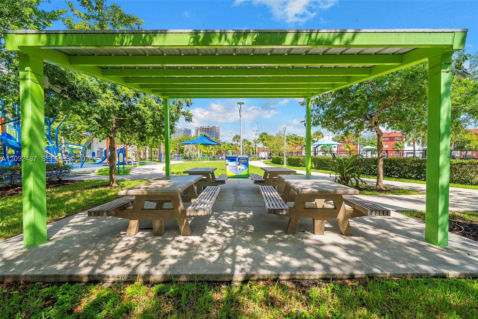 507 Palm Dr, Hallandale Beach, FL 33009 - For Sale photo 56