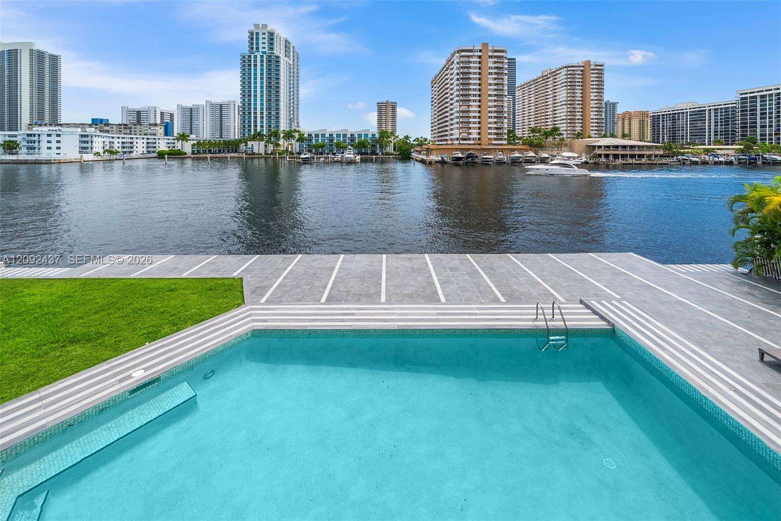 507 Palm Dr, Hallandale Beach, FL 33009 - For Sale photo 7