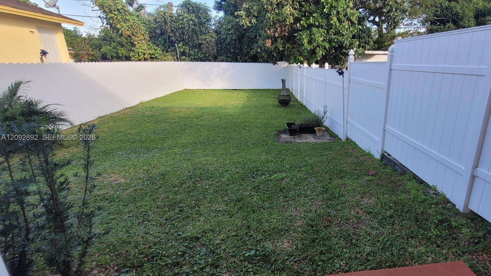 5829 Grant St, Hollywood, FL 33021 - For Sale photo 2