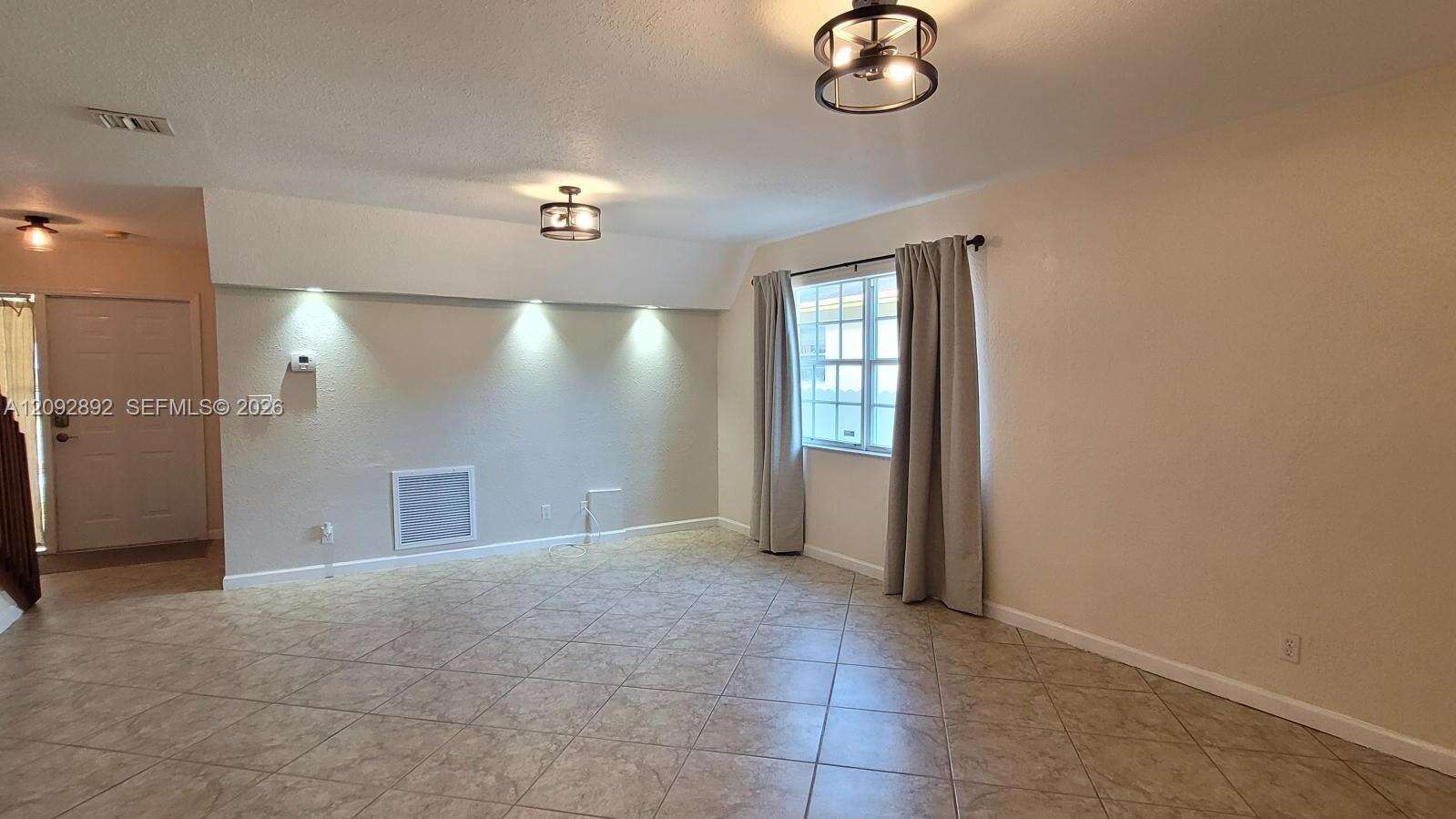 5829 Grant St, Hollywood, FL 33021 - For Sale photo 9
