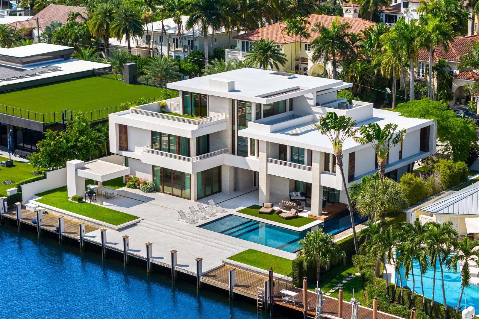 10 Pelican, Fort Lauderdale, FL 33301 - For Sale photo 2