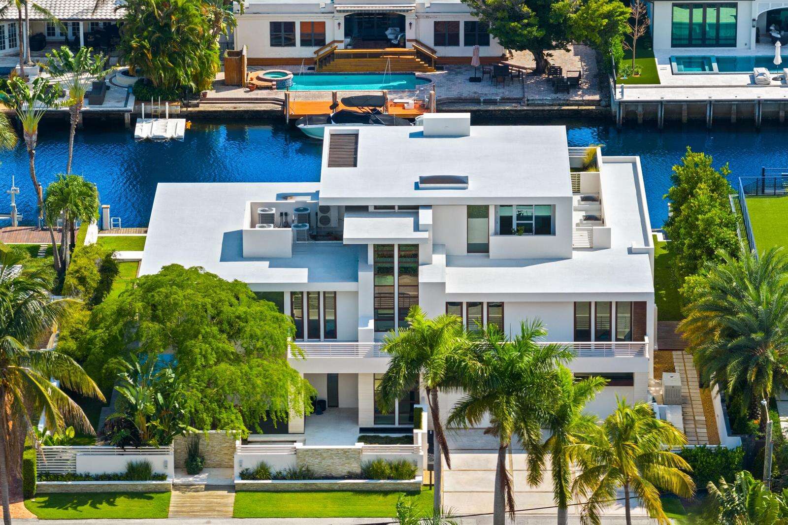 10 Pelican, Fort Lauderdale, FL 33301 - For Sale photo 3