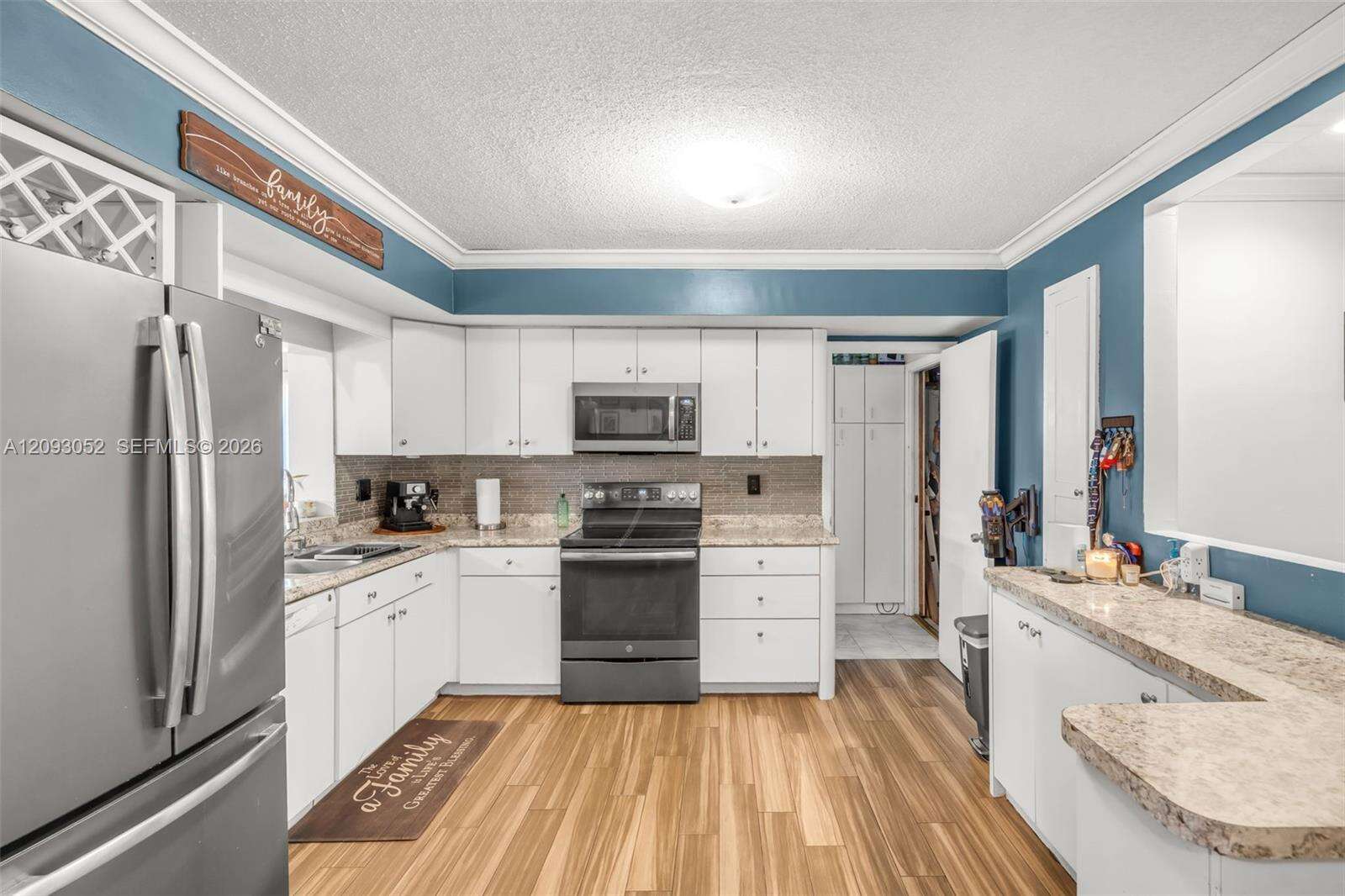 1830 54th Ave, Hollywood, FL 33021 - For Sale photo 6