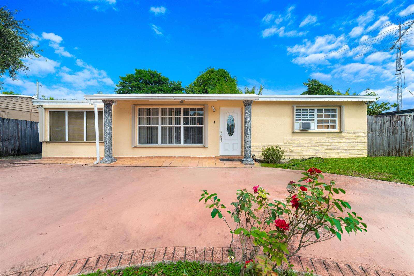 6635 Hope, Hollywood, FL 33024 - For Sale photo 1