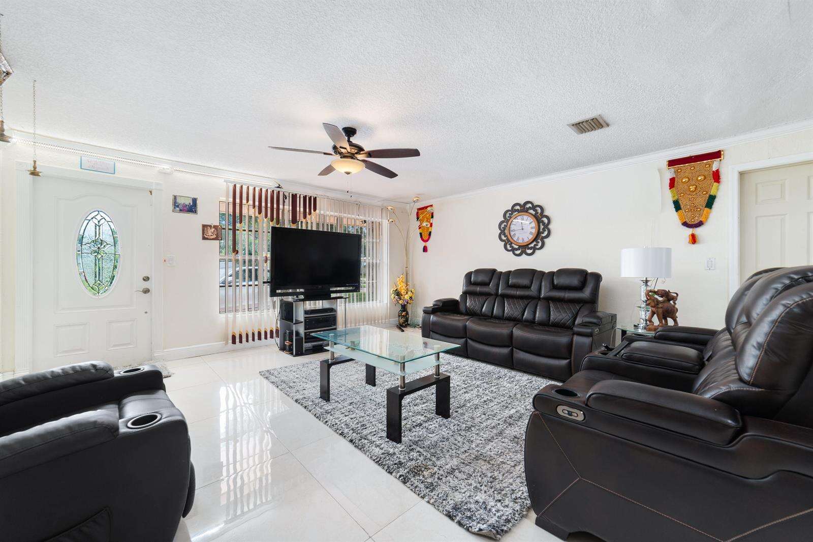 6635 Hope, Hollywood, FL 33024 - For Sale photo 2