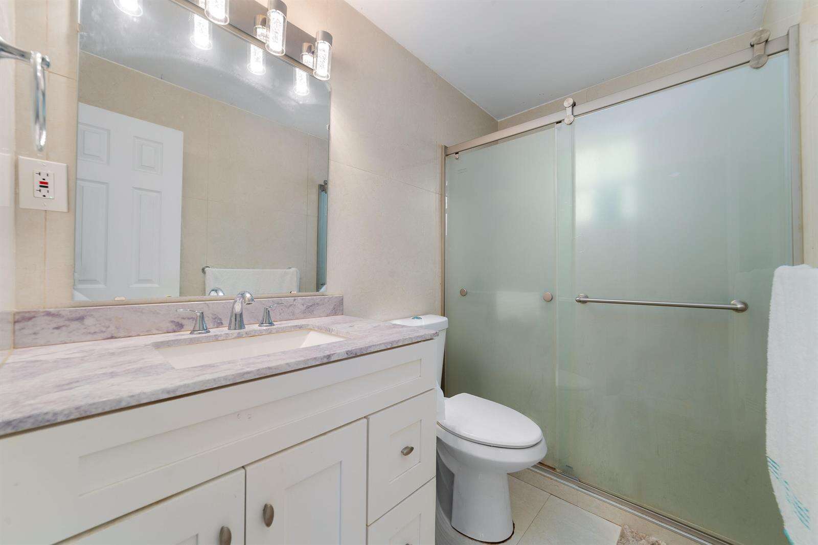 6635 Hope, Hollywood, FL 33024 - For Sale photo 13