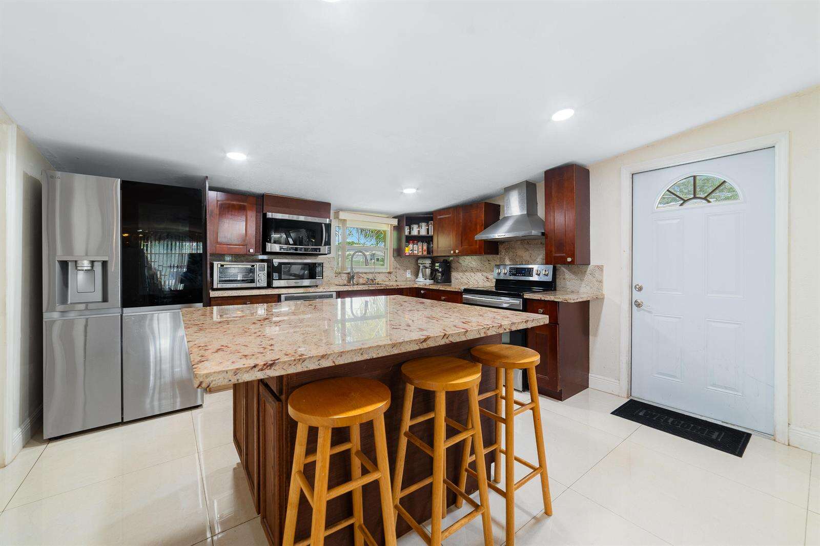 6635 Hope, Hollywood, FL 33024 - For Sale photo 7