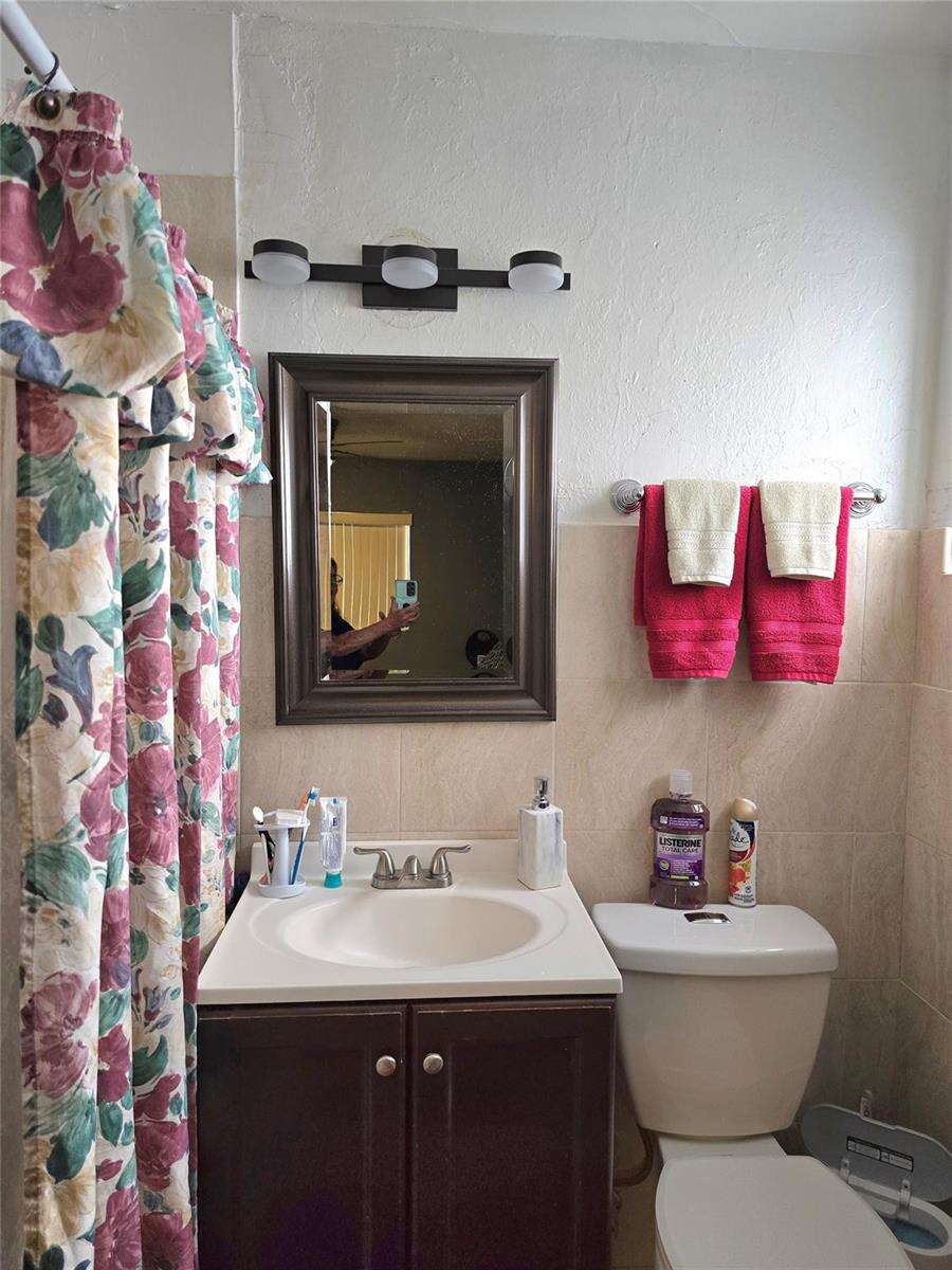 2420 59th, Hollywood, FL 33021 - For Sale photo 13