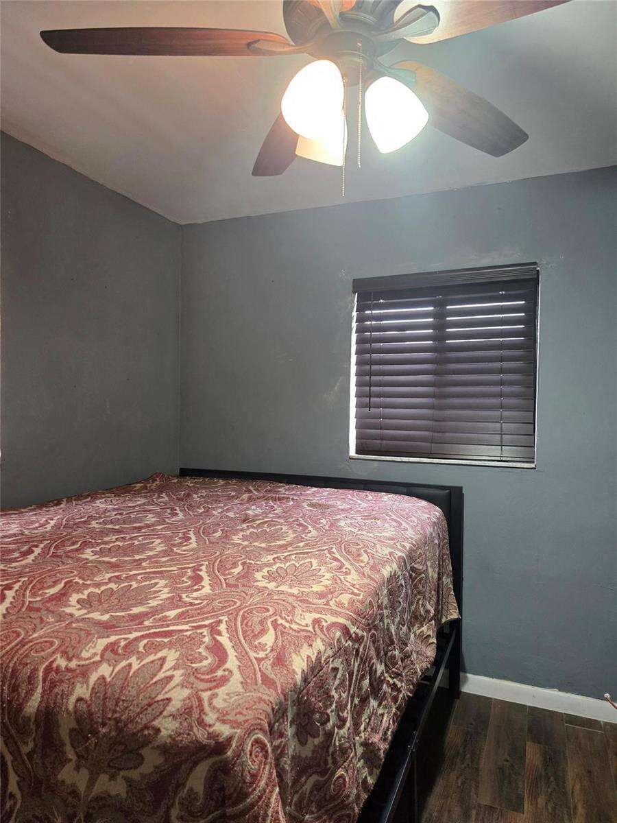 2420 59th, Hollywood, FL 33021 - For Sale photo 19