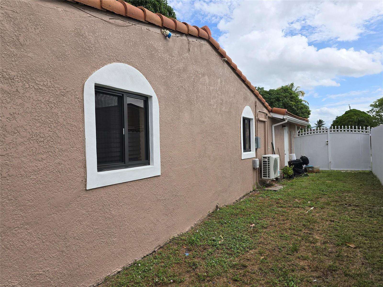 2420 59th, Hollywood, FL 33021 - For Sale photo 25
