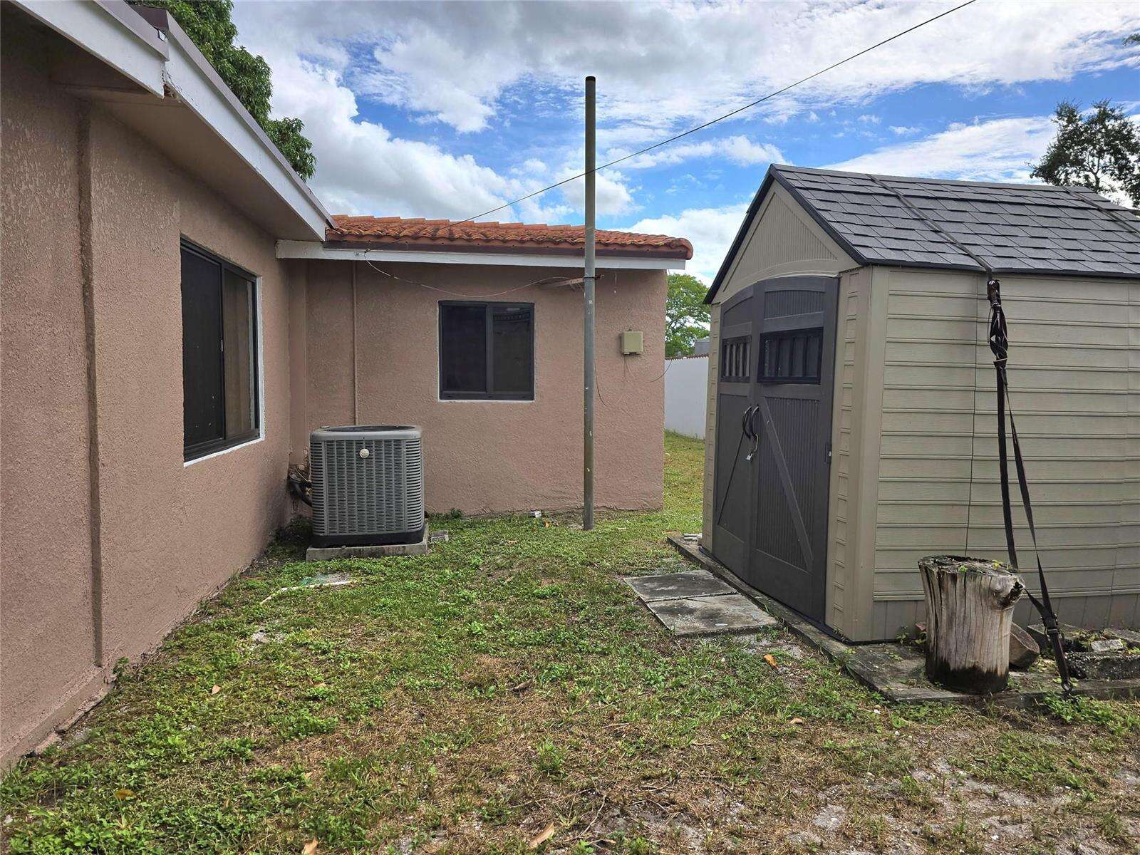 2420 59th, Hollywood, FL 33021 - For Sale photo 26