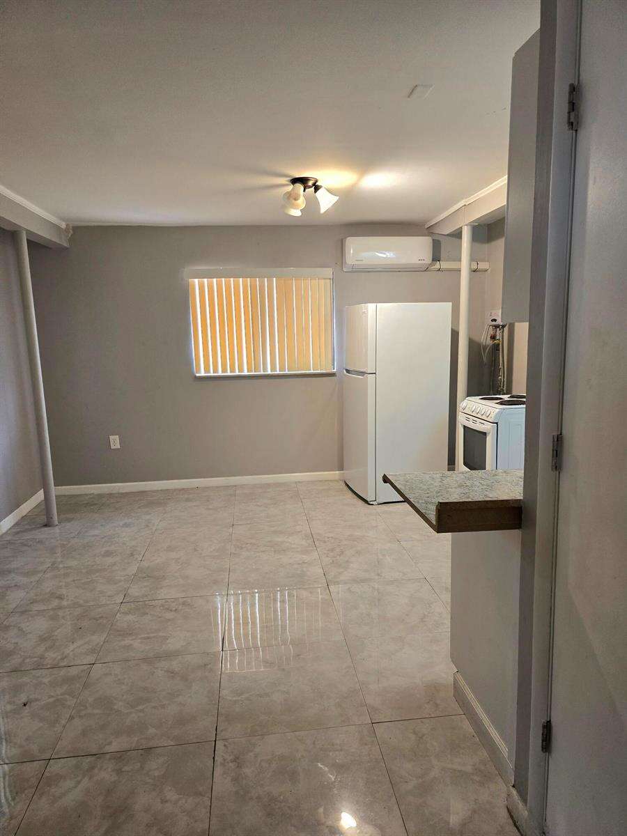 2420 59th, Hollywood, FL 33021 - For Sale photo 28