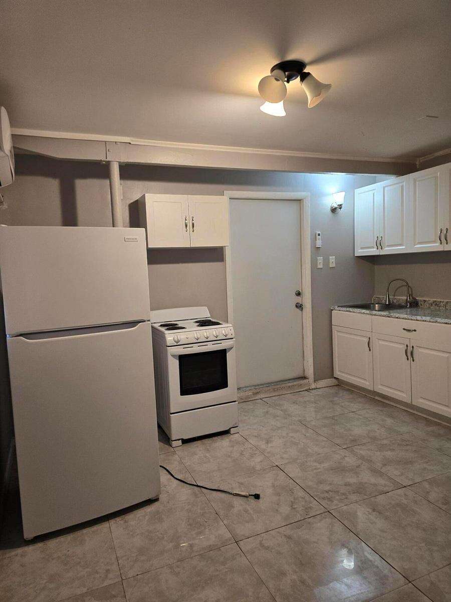 2420 59th, Hollywood, FL 33021 - For Sale photo 29