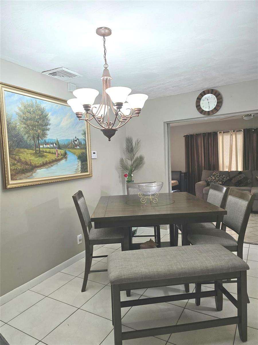 2420 59th, Hollywood, FL 33021 - For Sale photo 5