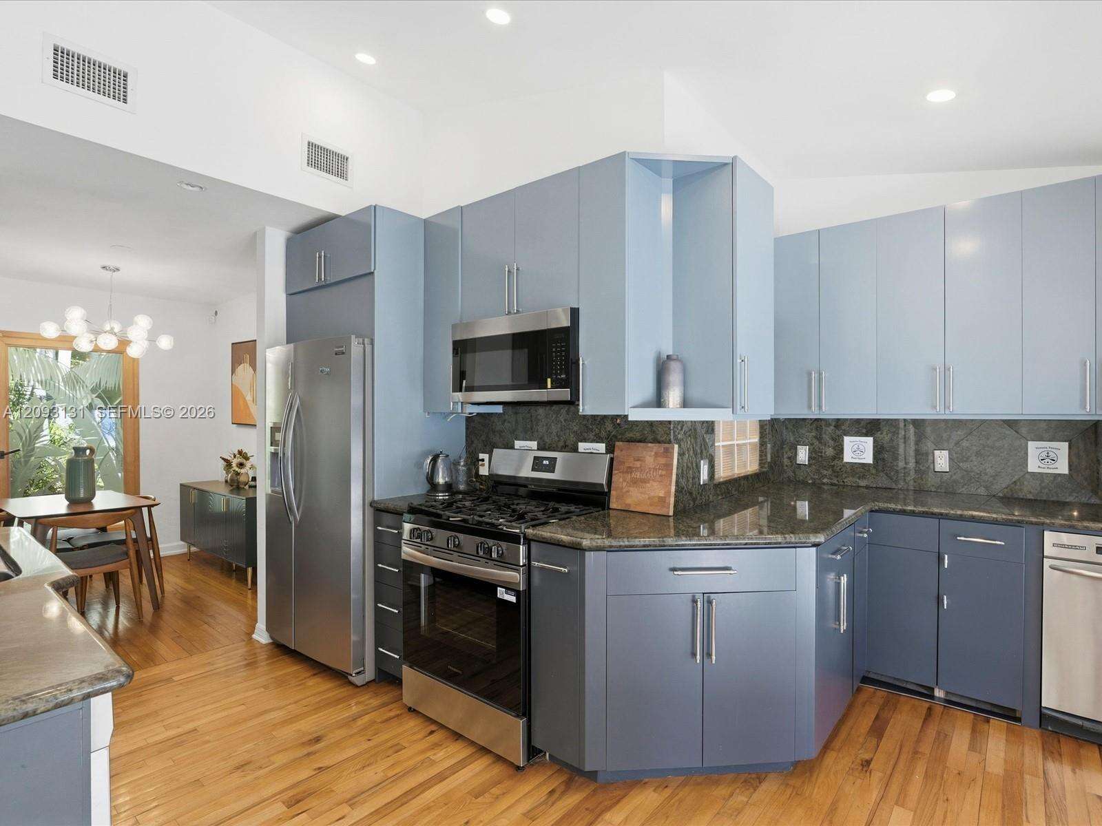 440 Victoria Ter, Fort Lauderdale, FL 33301 - For Sale photo 8
