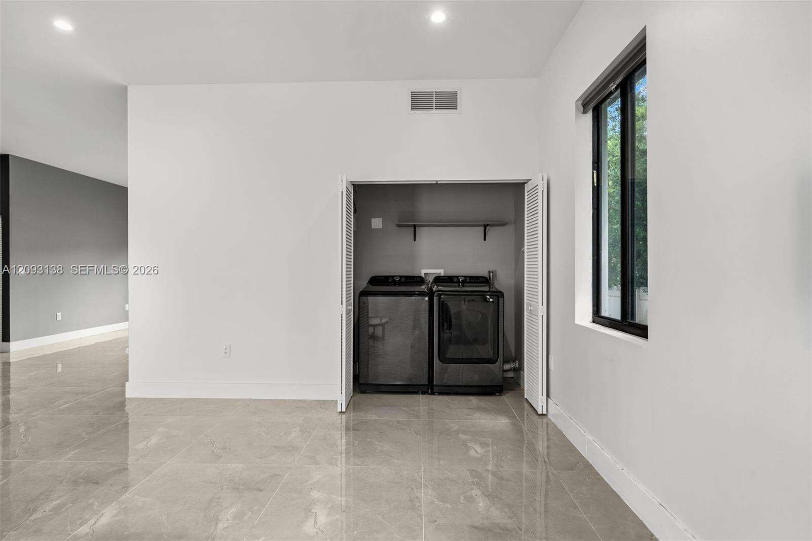 808 5th Ter, Hallandale Beach, FL 33009 - For Sale photo 25