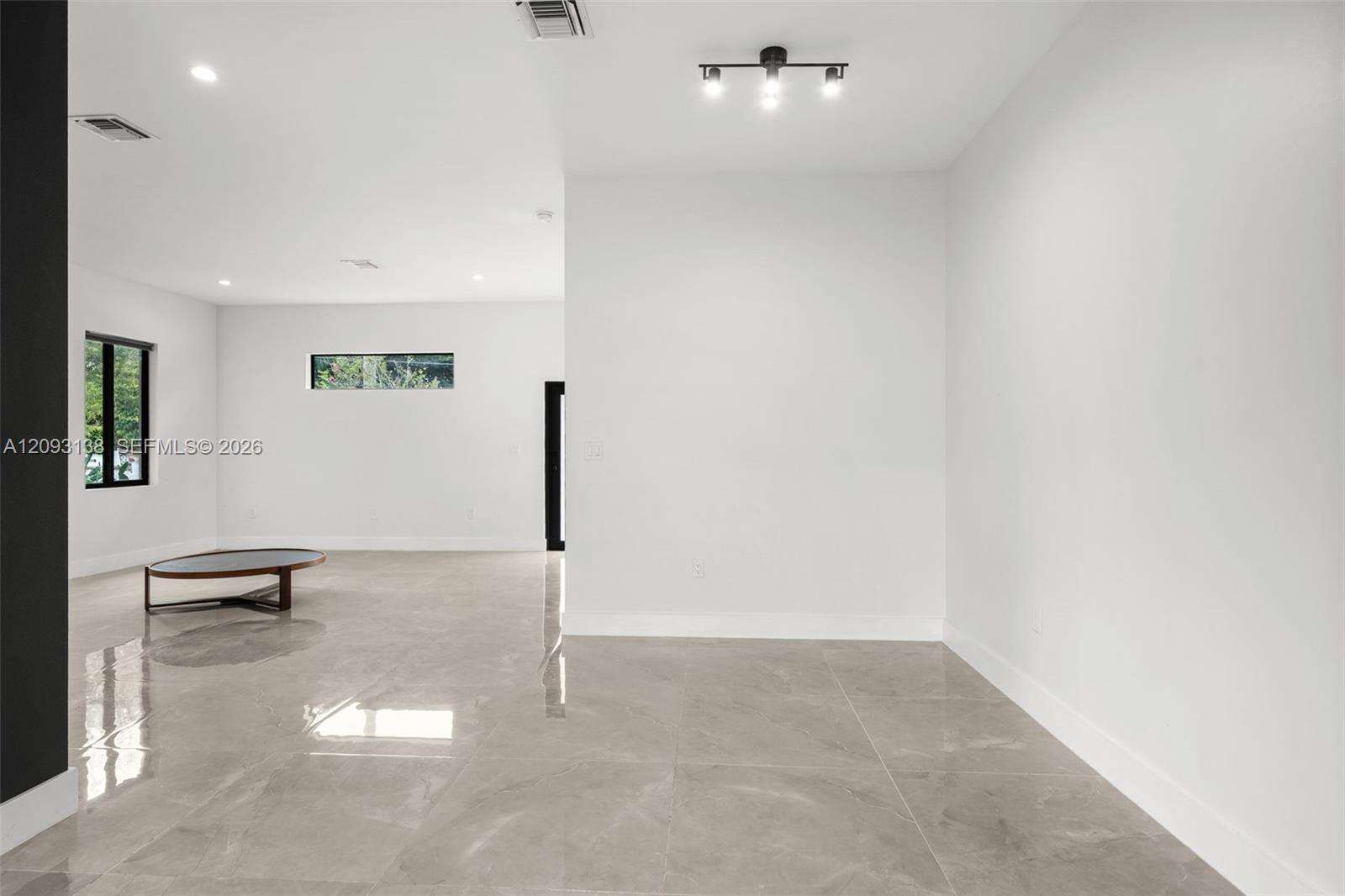 808 5th Ter, Hallandale Beach, FL 33009 - For Sale photo 7