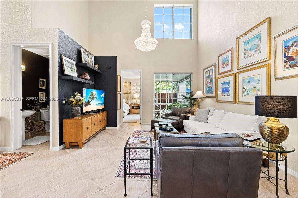 1241 Grant St, Hollywood, FL 33019 - For Sale photo 6